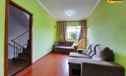 Casa à venda, 5 quartos, 1 suíte, 6 vagas, Alvorada - Divinópolis/MG
