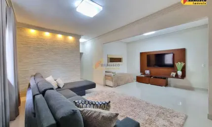 Casa à venda, 3 quartos, 2 suítes, 3 vagas, Santa Rosa - Divinópolis/MG