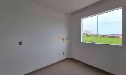 Casa à venda, 3 quartos, 1 suíte, 2 vagas, São Roque - Divinópolis/MG