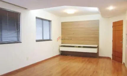 Apartamento à venda, 3 quartos, 1 suíte, 1 vaga, Centro - Divinópolis/MG