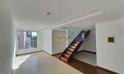 Apartamento Cobertura à venda, 3 quartos, 1 suíte, 3 vagas, Centro - Divinópolis/MG