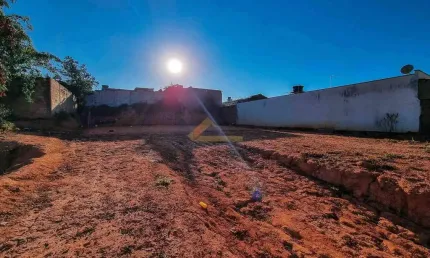 Terreno à venda no Jardinópolis, Divinópolis 