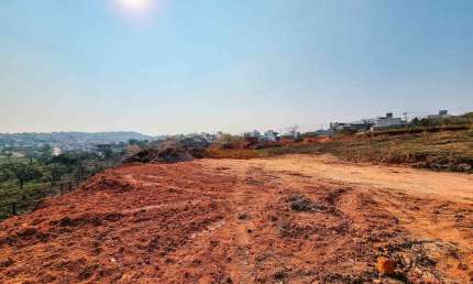 Terreno à venda no Fábio Notini, Divinópolis 