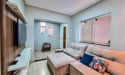 Casa à venda, 4 quartos, 2 suítes, 2 vagas, Belvedere - Divinópolis/MG