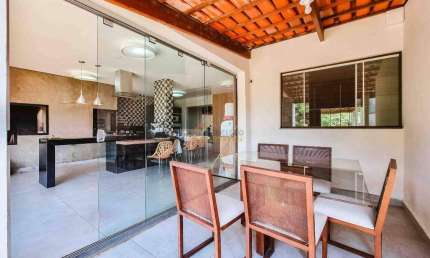 Casa à venda, 3 quartos, 1 suíte, 3 vagas, São Judas - Divinópolis/MG