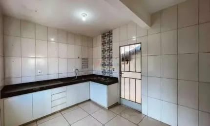 Casa à venda, 2 quartos, 1 vaga, Nossa Senhora das Graças - Divinópolis/MG