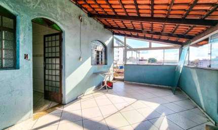 Casa à venda, 4 quartos, 1 vaga, Niterói - Divinópolis/MG