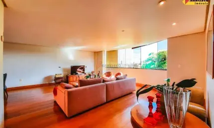 Prédio à venda, 4 quartos, 1 suíte, 8 vagas, Porto Velho - Divinópolis/MG