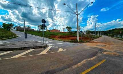 Terreno à venda no Boa Vista, Divinópolis 