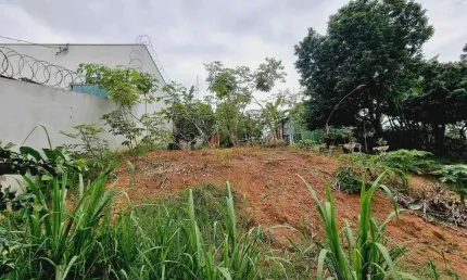 Terreno à venda no Floresta, Divinópolis 