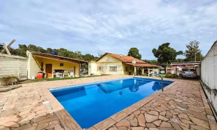 Chácara à venda, 6 quartos, 3 suítes, 3 vagas, Copacabana - Divinópolis/MG