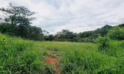 Terreno à venda no Jardinópolis, Divinópolis 