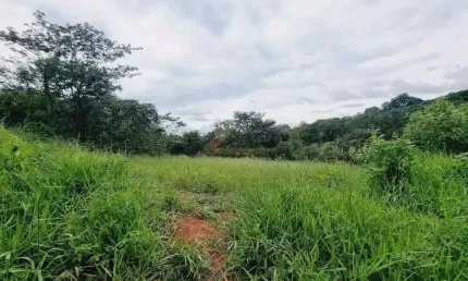 Terreno à venda no Jardinópolis, Divinópolis 