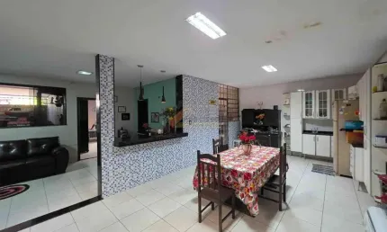 Casa à venda, 3 quartos, 1 suíte, 3 vagas, Bom Pastor - Divinópolis/MG