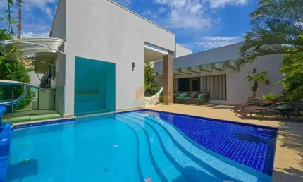 Casa à venda, 4 quartos, 3 suítes, 4 vagas, Liberdade - Divinópolis/MG