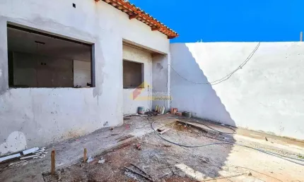 Casa à venda, 3 quartos, 1 suíte, 2 vagas, Santa Rosa - Divinópolis/MG