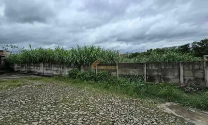 Terreno à venda na Serra Verde, Divinópolis 