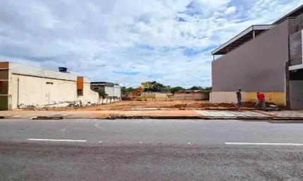 Terreno à venda no Niterói, Divinópolis 
