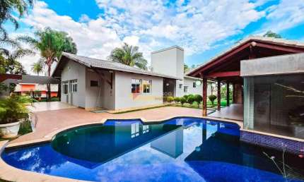 Casa em Condomínio à venda, 4 quartos, 4 suítes, 8 vagas, Condomínio Greenville - Divinópolis/MG