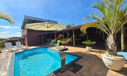 Casa à venda, 3 quartos, 1 suíte, 2 vagas, Maria Peçanha - Divinópolis/MG