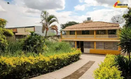 Casa à venda, 4 quartos, 1 suíte, 4 vagas, LP Pereira - Divinópolis/MG