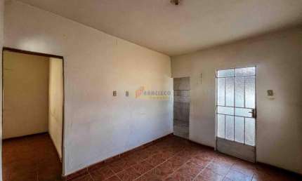 Casa à venda, 2 quartos, 1 vaga, Bom Pastor - Divinópolis/MG