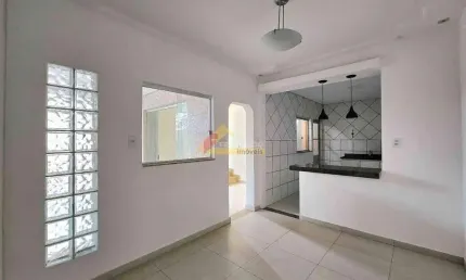 Casa à venda, 4 quartos, 1 suíte, 2 vagas, Santa Rosa - Divinópolis/MG