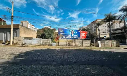 Terreno à venda no Sidil, Divinópolis 