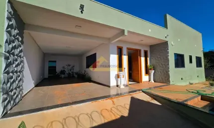 Sítio à venda, 5 quartos, 2 vagas, Chácaras Belo Horizonte - Divinópolis/MG