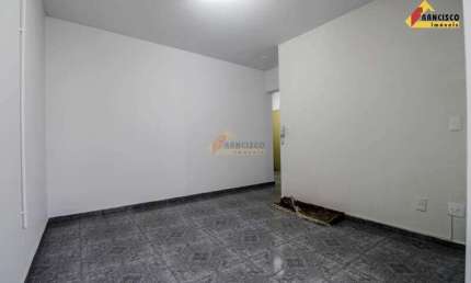 Sala comercial para alugar no Centro, Divinópolis 