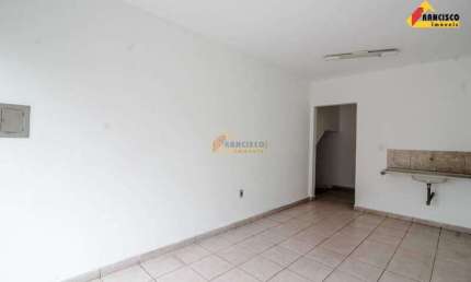 Ponto comercial para alugar no Esplanada, Divinópolis 