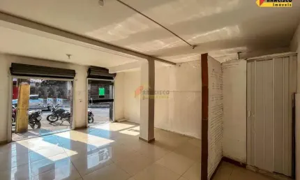 Ponto comercial para alugar no Santa Clara, Divinópolis 