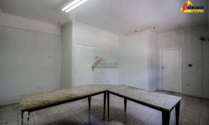 Sala comercial para alugar no Bom Pastor, Divinópolis 