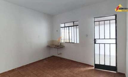 Casa para aluguel, 2 quartos, Morada Nova - Divinópolis/MG