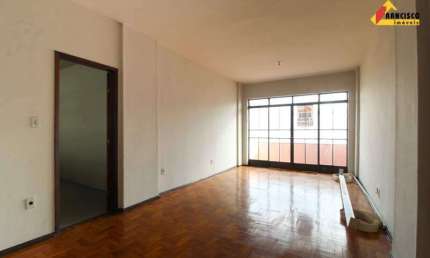 Apartamento para aluguel, 3 quartos, 1 suíte, 1 vaga, Centro - Divinópolis/MG