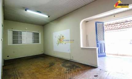 Apartamento para aluguel, 5 quartos, 1 suíte, Centro - Divinópolis/MG