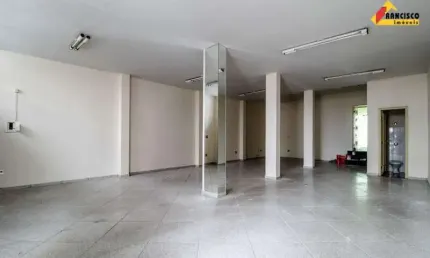 Ponto comercial para alugar no Santo Antônio, Divinópolis 