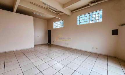 Ponto comercial para alugar no São José, Divinópolis 