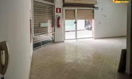 Ponto comercial para alugar no Santa Clara, Divinópolis 