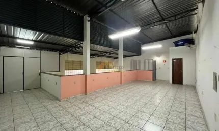 Barracão / Galpão / Depósito para alugar no São José, Divinópolis 