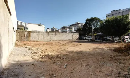Terreno comercial para alugar no Bom Pastor, Divinópolis 