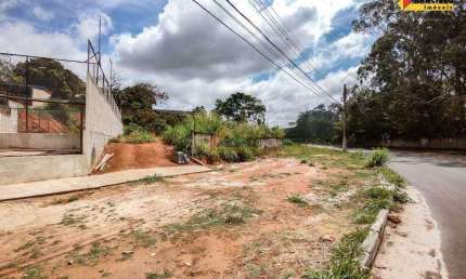 Terreno comercial para alugar no Bom Pastor, Divinópolis 