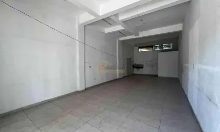 Ponto comercial para alugar no Nações, Divinópolis 