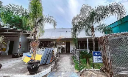 Ponto comercial para alugar no Bom Pastor, Divinópolis 