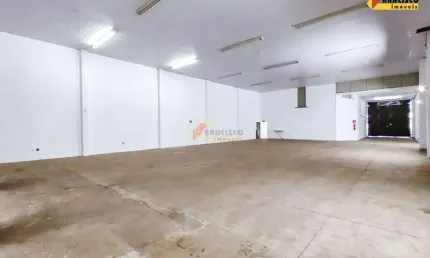 Barracão / Galpão / Depósito para alugar no Centro, Divinópolis 