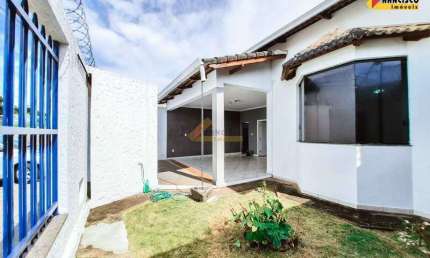 Casa para aluguel, 3 quartos, 1 suíte, 2 vagas, Nossa Senhora da Conceição - Divinópolis/MG