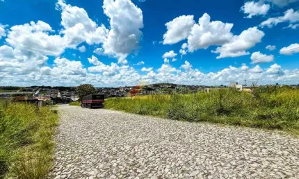 Terreno comercial para alugar no São Roque, Divinópolis 