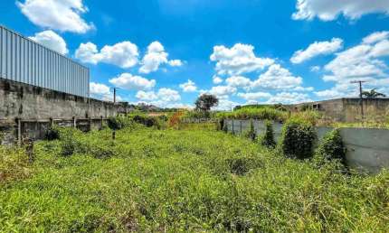 Terreno comercial para alugar no Bom Pastor, Divinópolis 