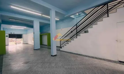 Ponto comercial para alugar no Bom Pastor, Divinópolis 