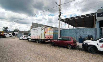 Barracão / Galpão / Depósito para alugar no Levindo Paula Pereira, Divinópolis 